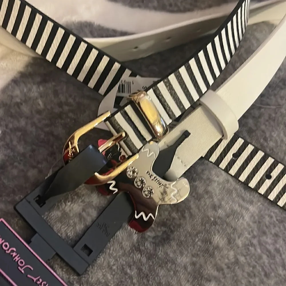 Lot of 2 novelty kitsch gingerbread woman cookie bling belts 1”